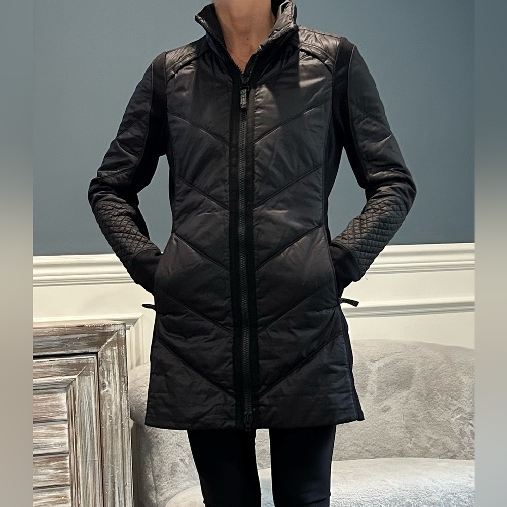 Athleta Black Quilted Puffer Coat